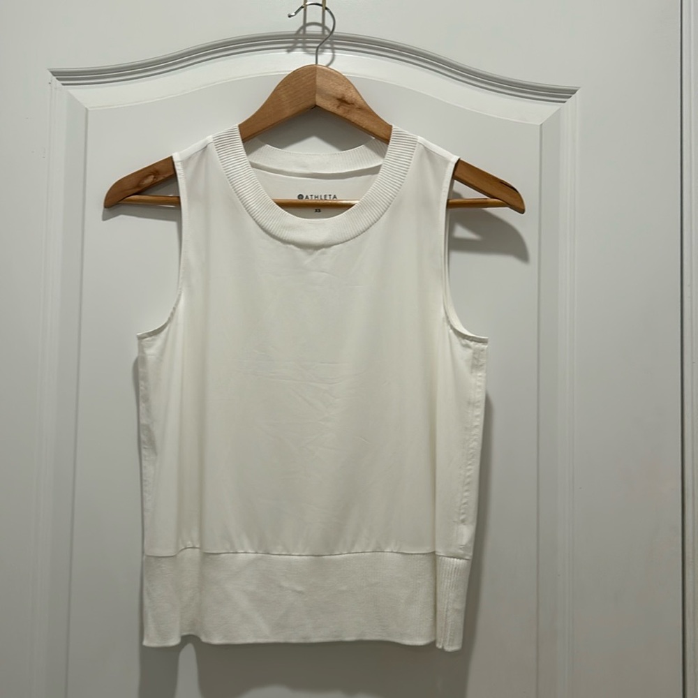 Athleta Sleeveless Athletic XS White Tank Top